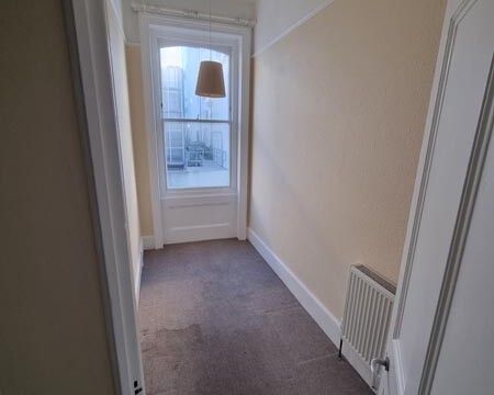 Painting and decorating hallway brighton